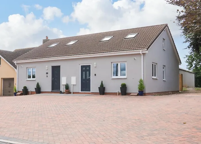 Sawtons Cottage 2