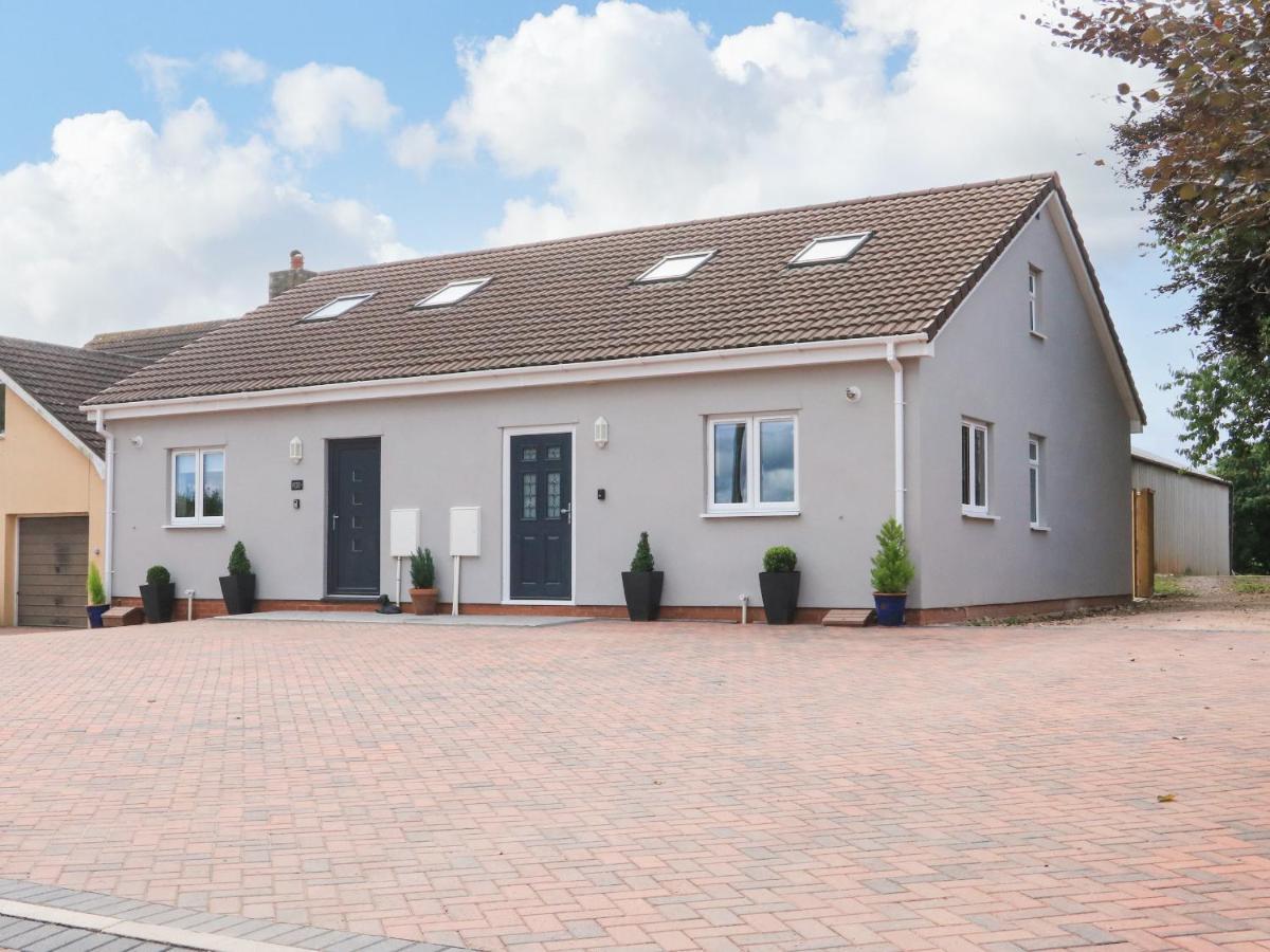 Sawtons 2 Holiday home